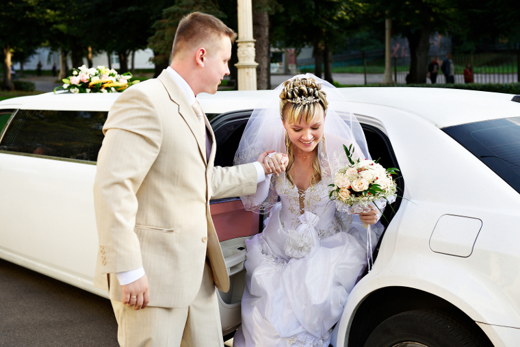 wedding transportation limo Service norfolk