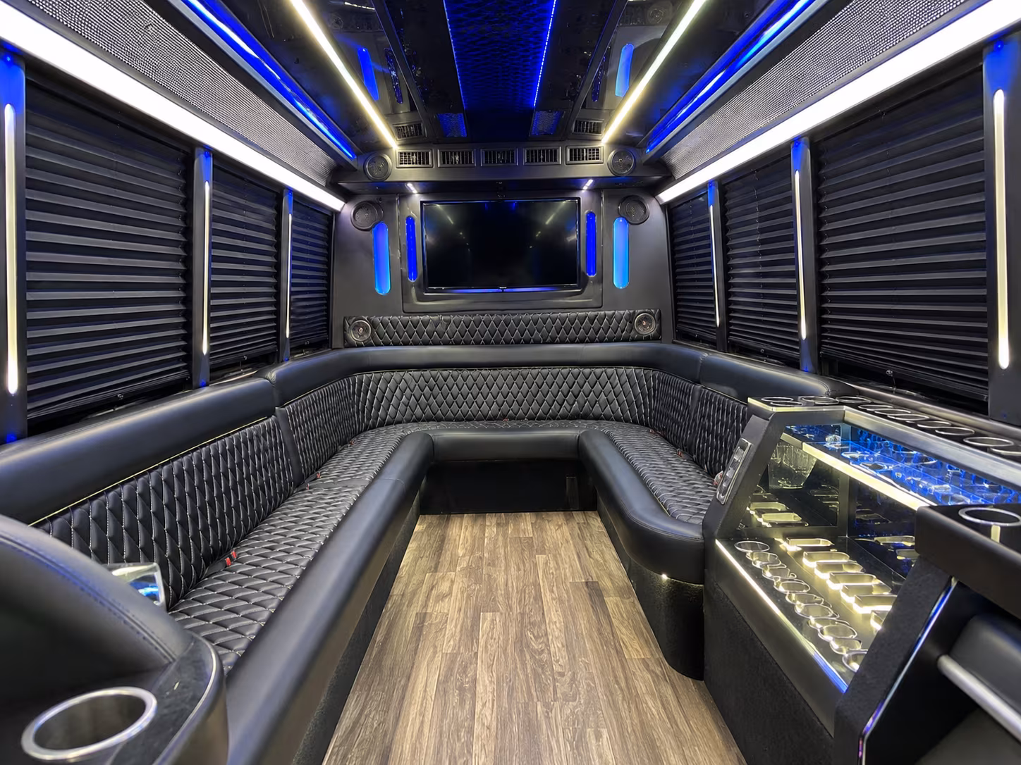 Hampton Birthday, Sweet 16, & Quinceañera Party Bus Rentals