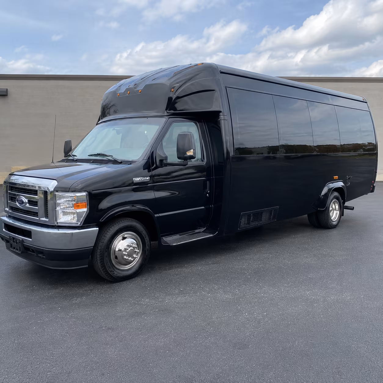 Norfolk Birthday, Sweet 16, & Quinceañera Transportation party bus interior